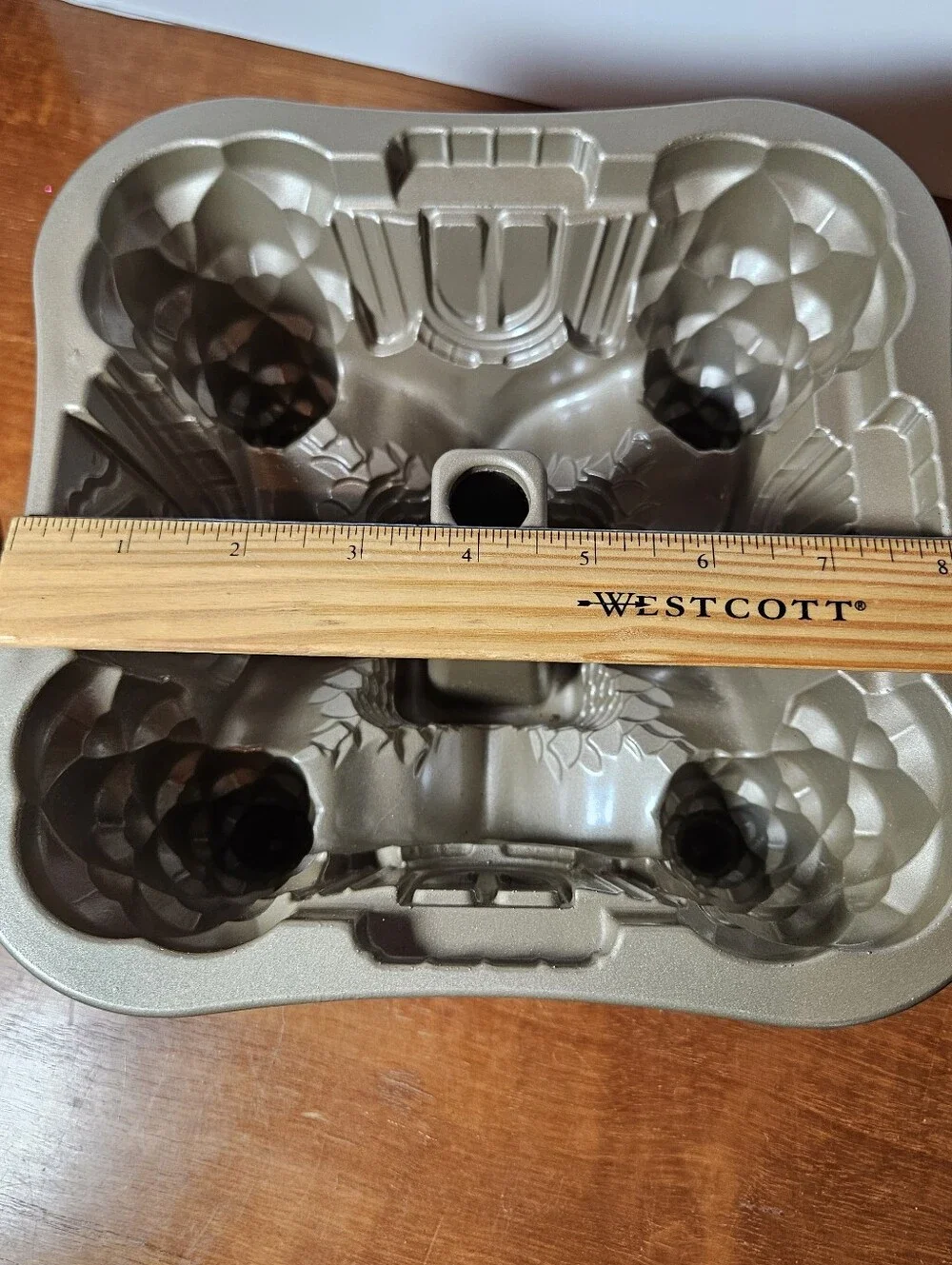 Nordic Ware Hansel & Gretel Bundt Cake Pan Mold Gingerbread Castle Cottage